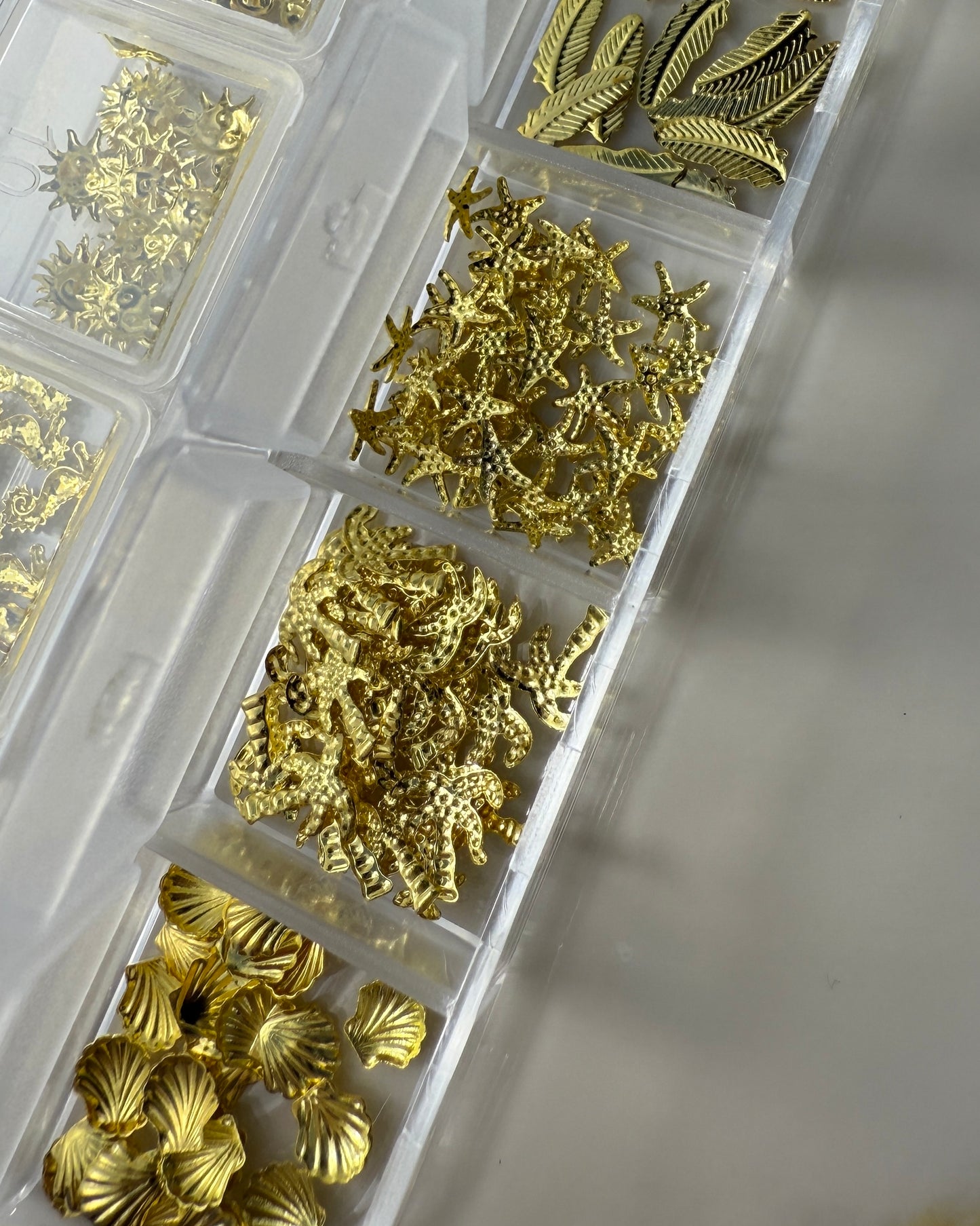 Charms de verano oro