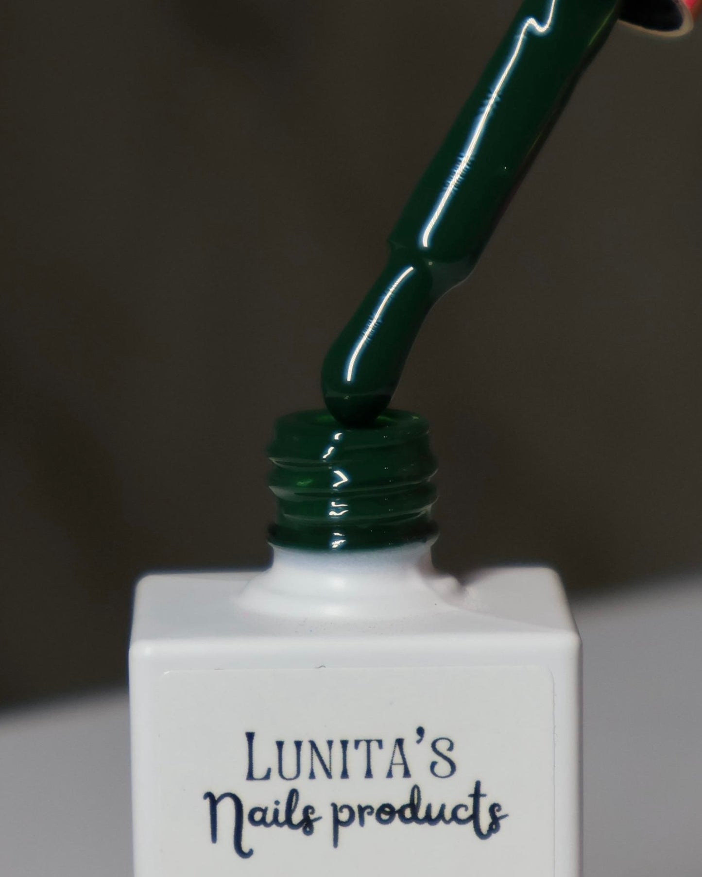 Gel color forest green