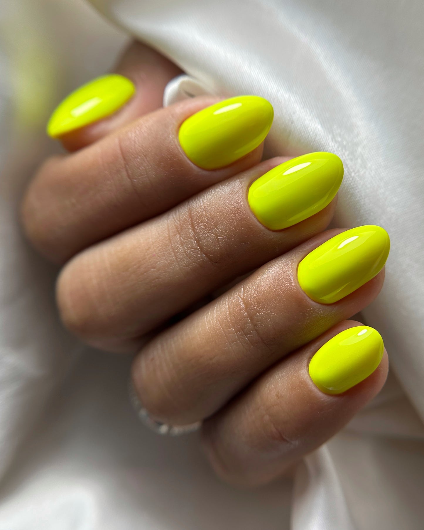 Gel Color neon yellow